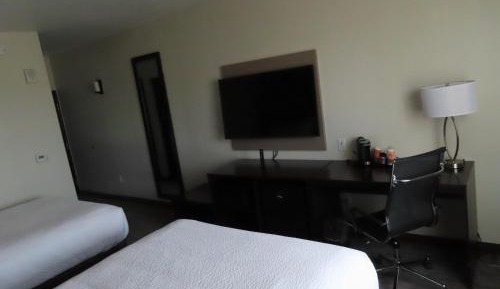 Superior Queen Suite with Two Queen Beds - Non-Smoking