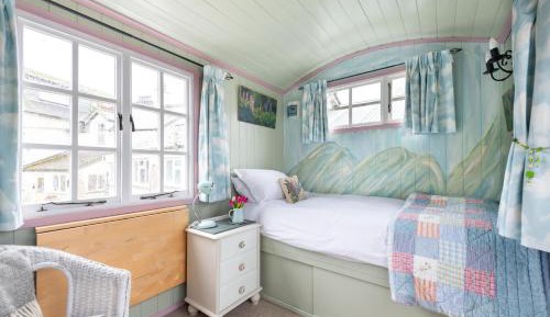 Shepherd's Hut in the Garden