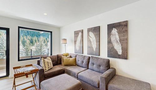 One Bedroom Apartment