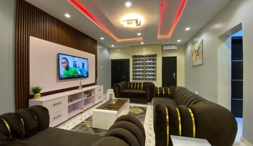 Deluxe Apartment