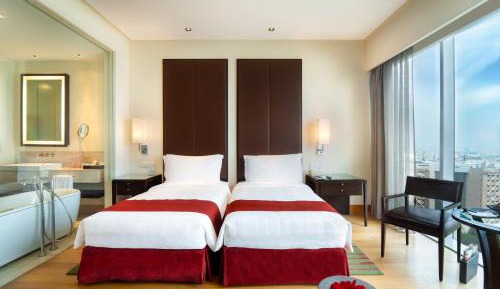 Deluxe City View Room Twin Bed