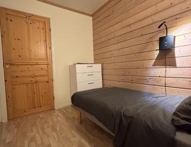 Single Room with Shared Shower and Toilet