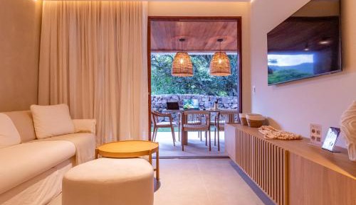 Deluxe Two-Bedroom Apartment with Garden View