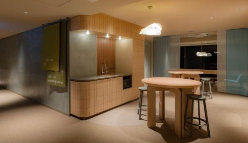 Single Bed in Mixed Dormitory Room