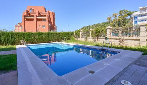 Superior One-Bedroom Apartment