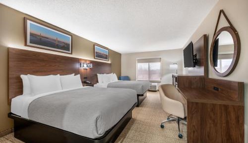 Standard Queen Room with Two Queen Beds - Non-Smoking