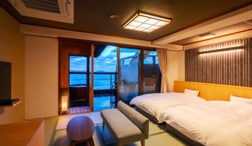 Deluxe Japanese-Style Family Room with Open-Air Hot Spring Bath, Ocean View【Tsubaki】