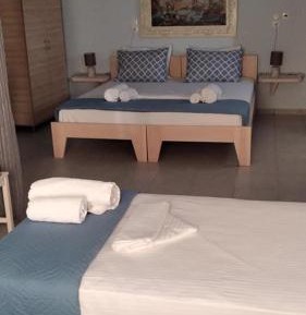Quadruple Room with Balcony