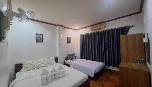 Triple Room