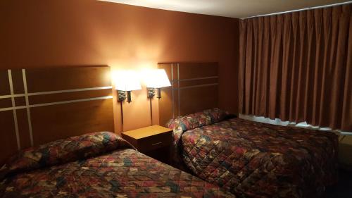 Double Room with Two Double Beds - Non-Smoking