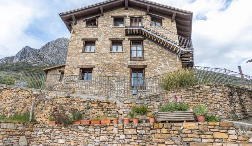 Three-Bedroom Superior Apartment