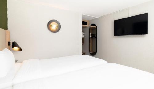 Standard Room - 2 Single Beds