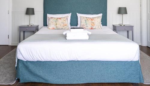 Deluxe Double Room with Extra Bed