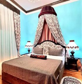 One-Bedroom Family Apartment