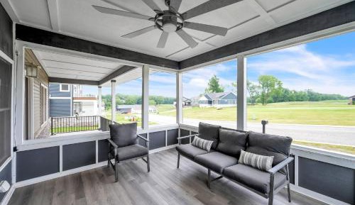 Four-Bedroom Holiday Home