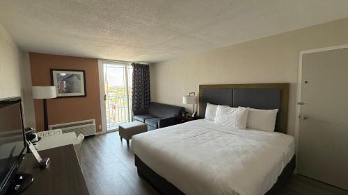 Double Room with Lake View