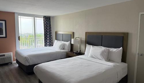 Double Room with Lake View