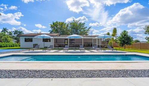 Four-Bedroom Holiday Home