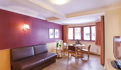 Family Apartment (2 Adults + 2 Children)