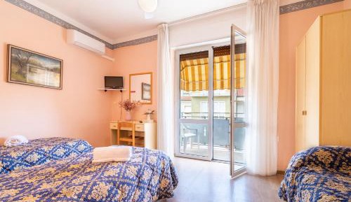 Triple Room with Balcony