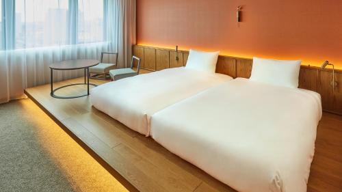 Superior Twin Room - Non-Smoking