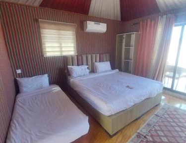 Luxury Triple Room