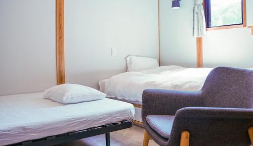 Twin Room with Shared Bathroom