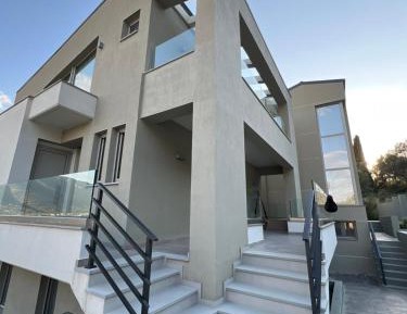 One-Bedroom Apartment with Balcony and Sea View