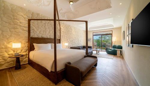 King Suite