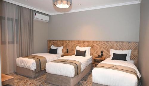 Standard Triple Studio