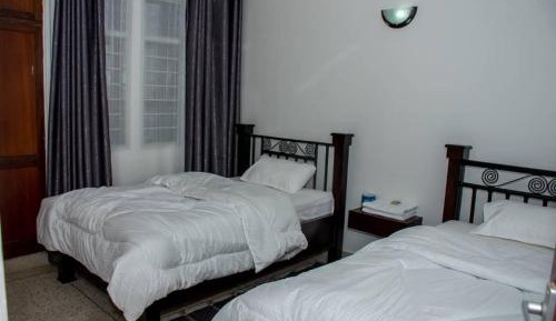 Three-Bedroom Apartment with Balcony