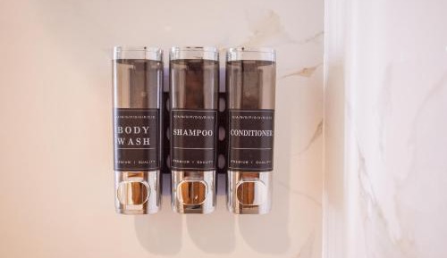 Superior One-Bedroom Apartment