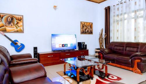 Five-Bedroom Apartment