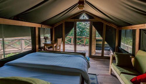 Double Room with Mountain View