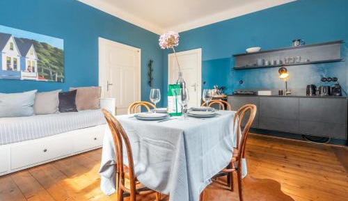 Deluxe One-Bedroom Apartment with Garden View