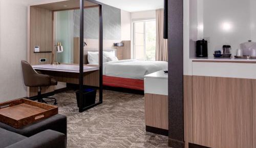 King Suite with Trundle Bed