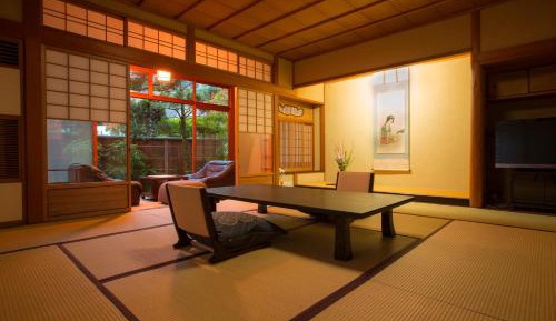 Triple Room with Garden View