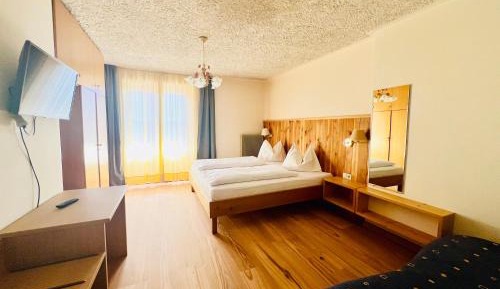 Double Room with Balcony (2 Adults + 1 Child)