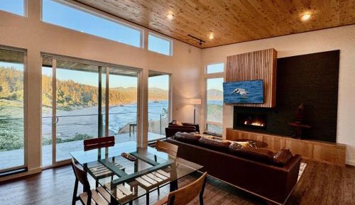 One-Bedroom Premium Apartment with Ocean View
