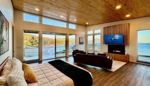 One-Bedroom Premium Apartment with Ocean View