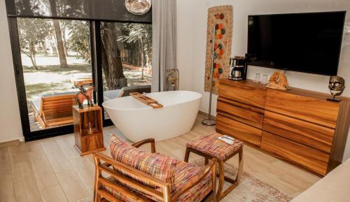 King Room with Lake View