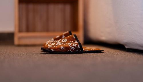 King Suite with Pool View