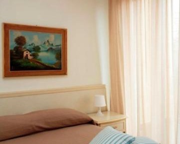 One-Bedroom Apartment (4 Adults)