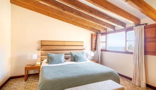 Junior Suite (2 Adults)