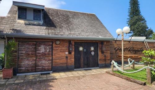 Traditional Apartment