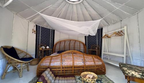 King Room with Mountain View