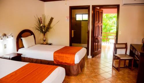 Triple Room with Mountain View