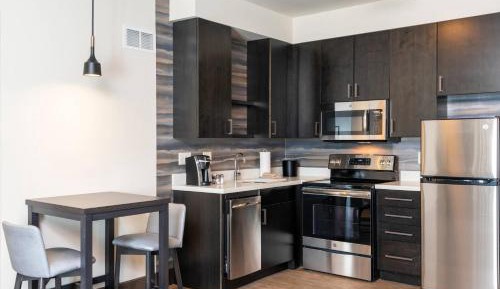 1 Bedroom Suite, 1 King, Sofa bed