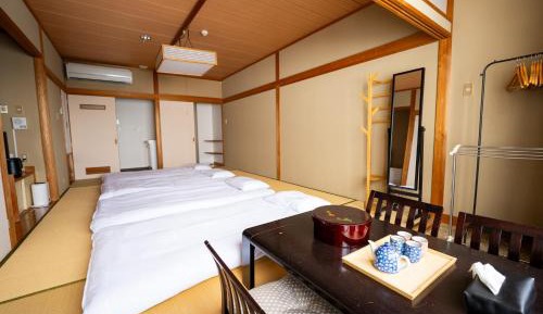 Japanese-Style Room
