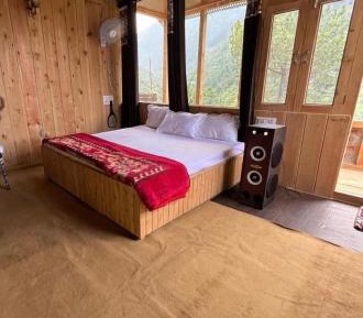 Double Room with Mountain View